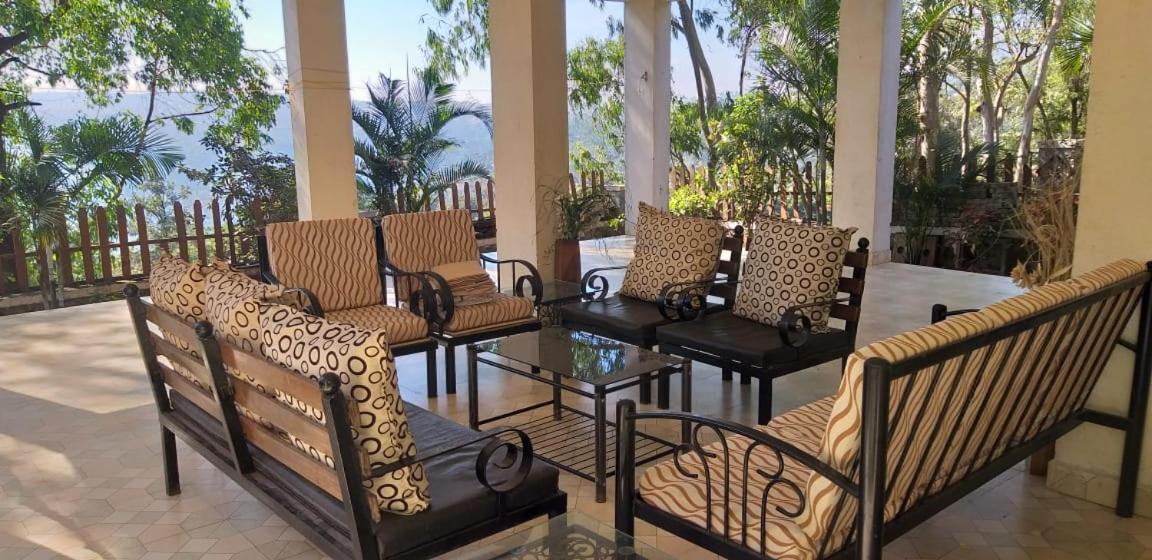 Inaya Bungalow Villa Panchgani Exterior photo